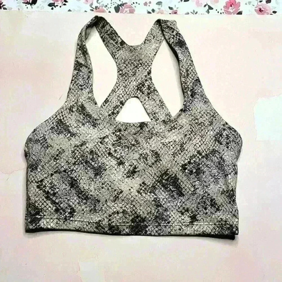 Gap Fit Eclipse Sports Bra - Picture 2 of 5